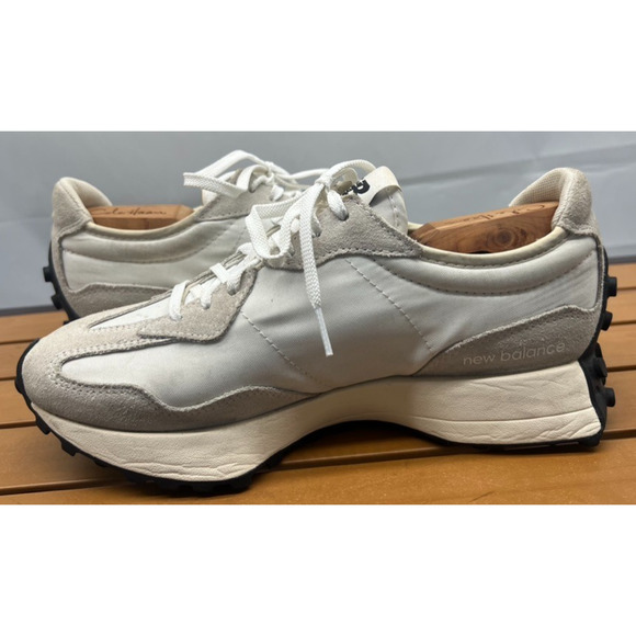 New Balance 327 Shoes Sneakers - Sea Salt White Black MS327FE Size 9B W / 7.5 M - Picture 6 of 9